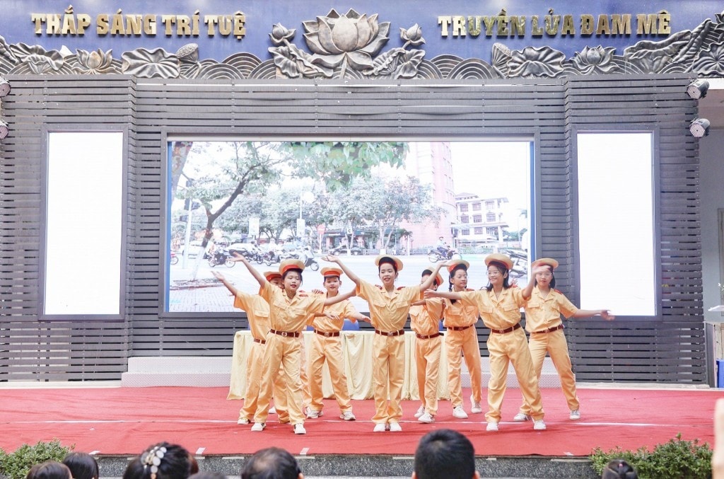 Bài 4: Gieo ý thức giao thông từ lớp học, tới cộng đồng