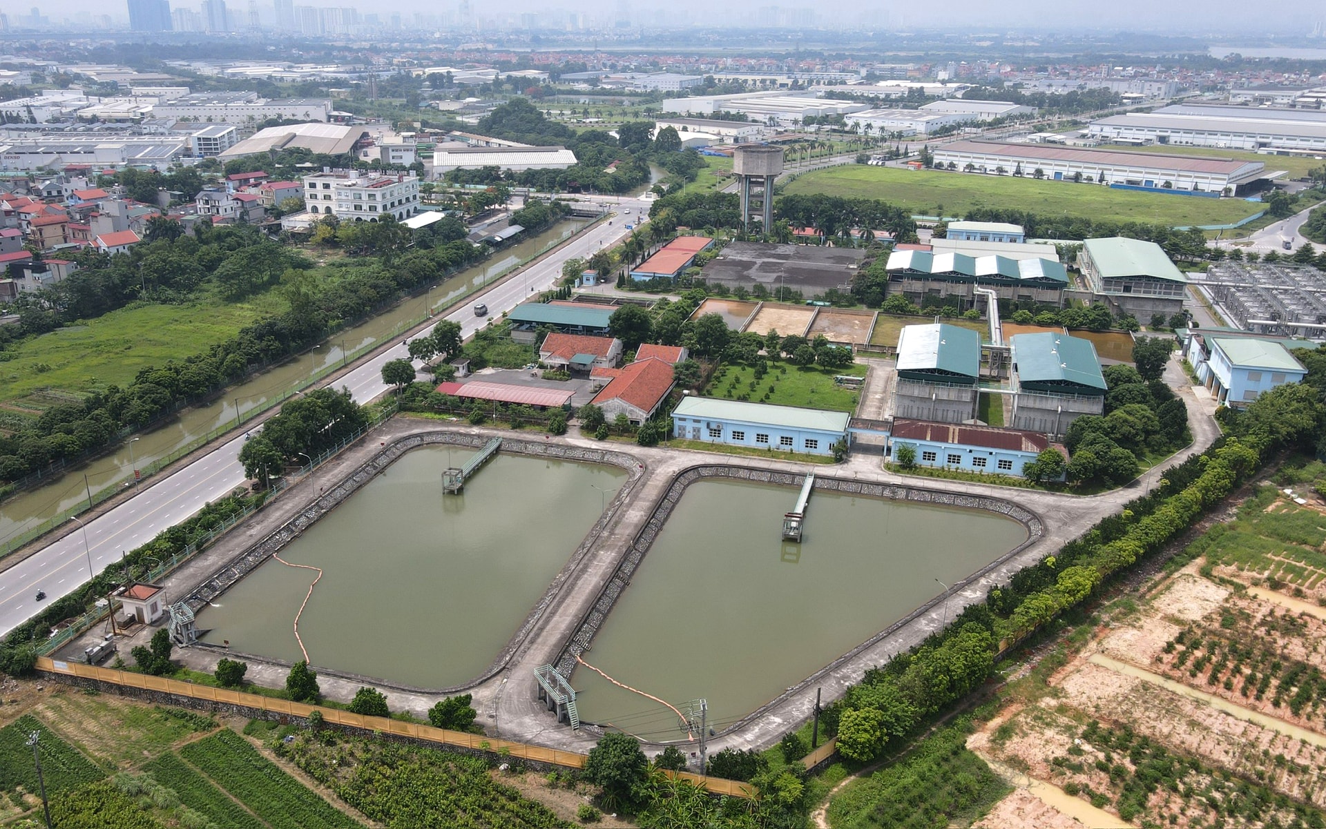 nha-may-nuoc-bac-thang-long-huyen-dong-anh-.-anh-quang-thai.jpg