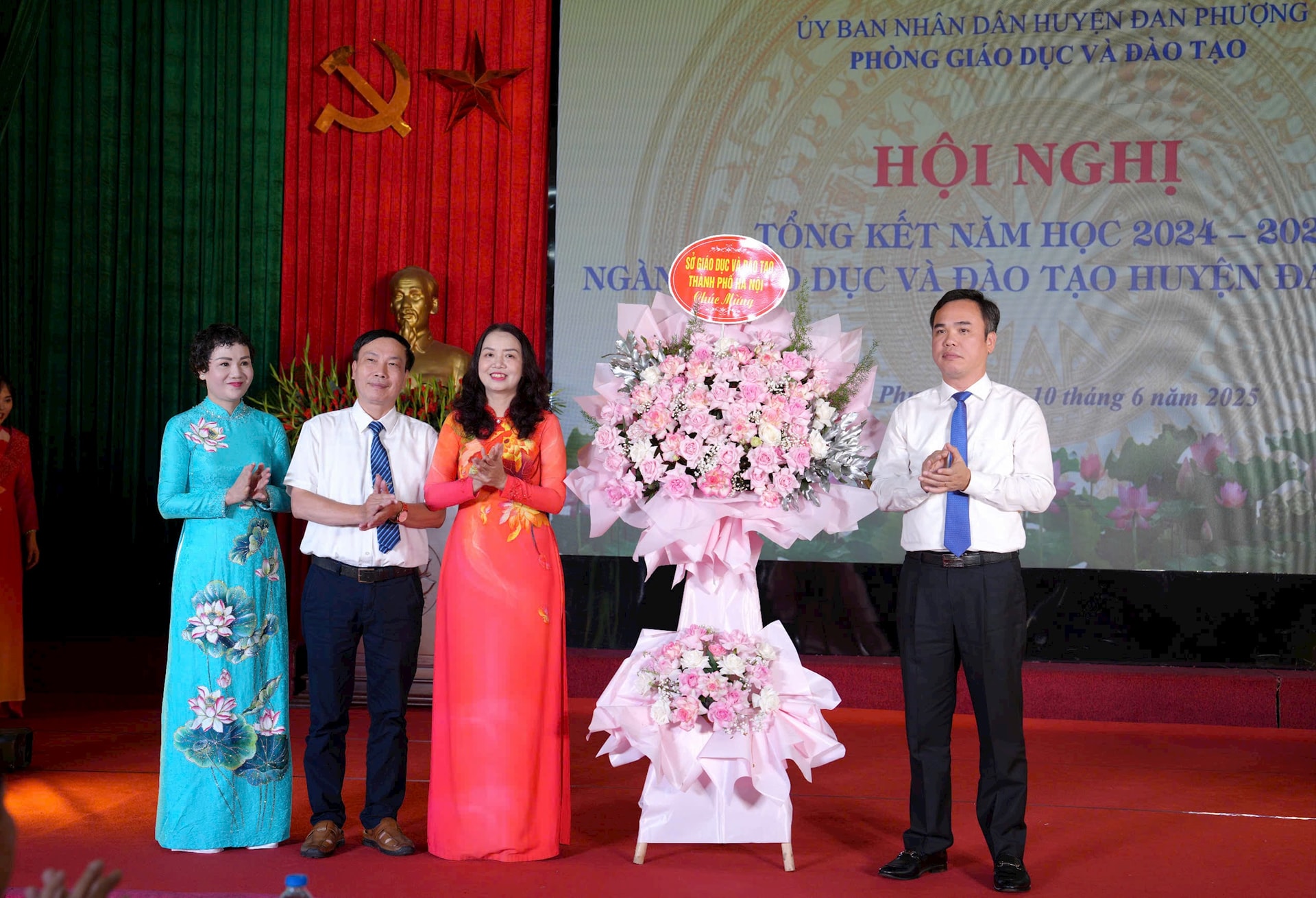 anh-giao-duc-dan-phuong-1.jpeg