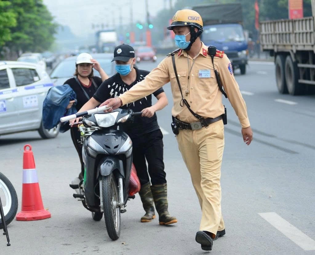 Bài 5: Gia đình, nhà trường, xã hội cùng chung tay