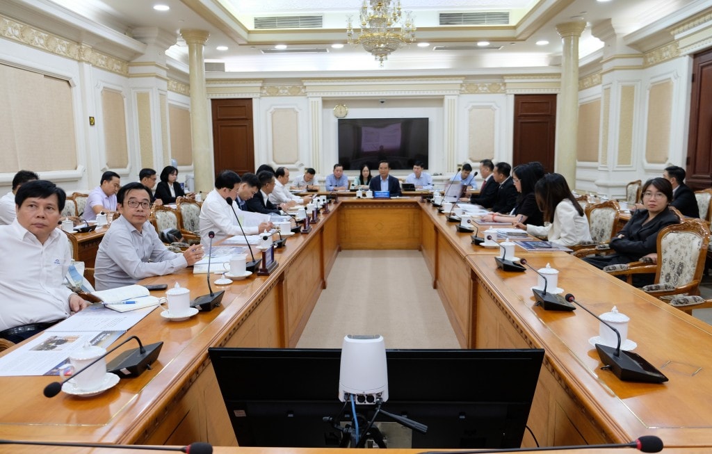 Quang cảng buổi làm việc 
