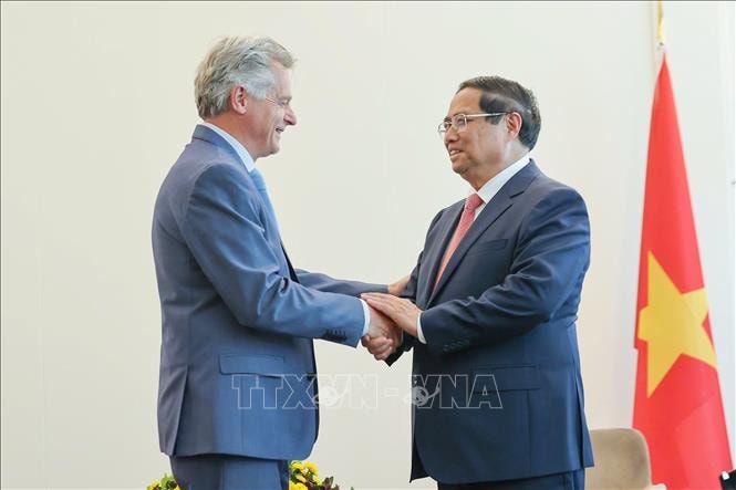 thutuong1.jpg