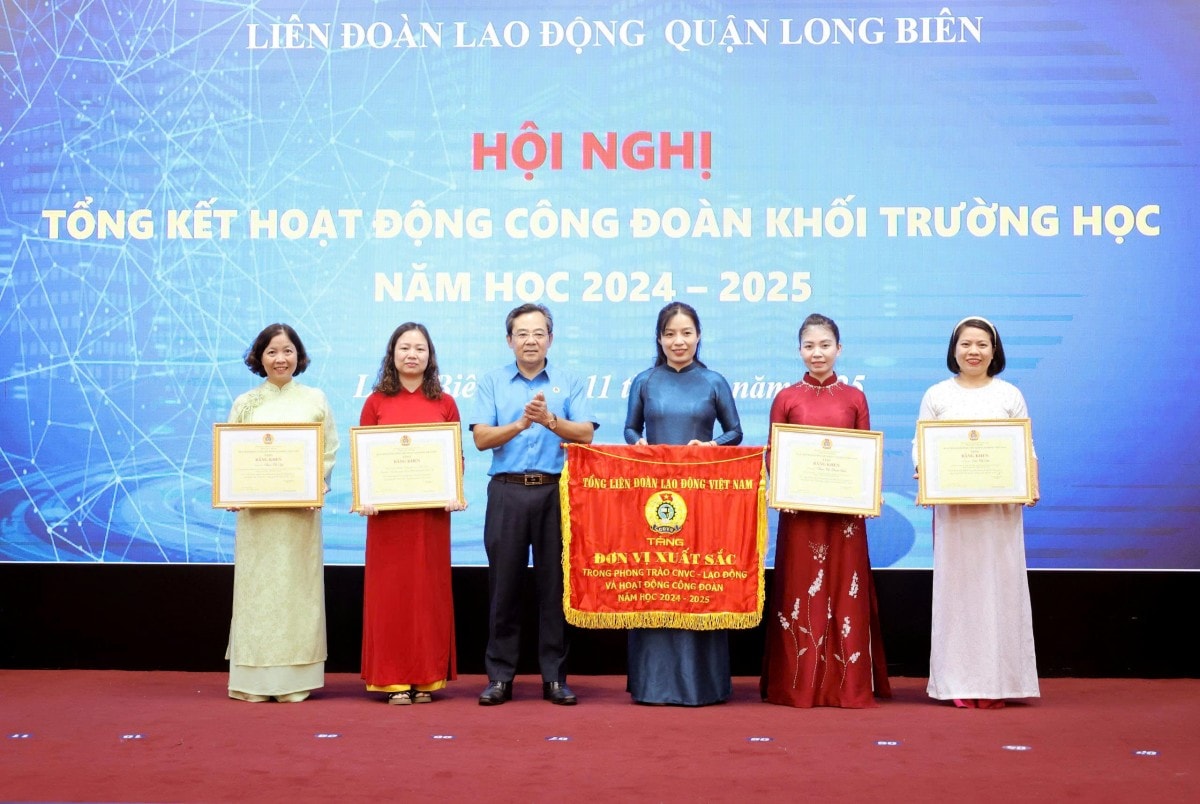Hoạt động công đoàn khối Giáo dục quận Long Biên: Sáng tạo, hiệu quả, thiết thực với đoàn viên