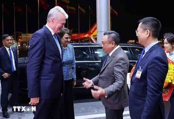 ttxvn-tong-thong-litva-3.jpg