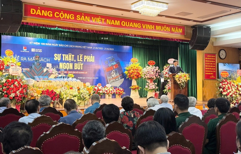 Báo chí phải góp phần nhân lên ngọn lửa nhân văn trong xã hội Báo chí phải góp phần nhân lên ngọn lửa nhân văn trong xã hội