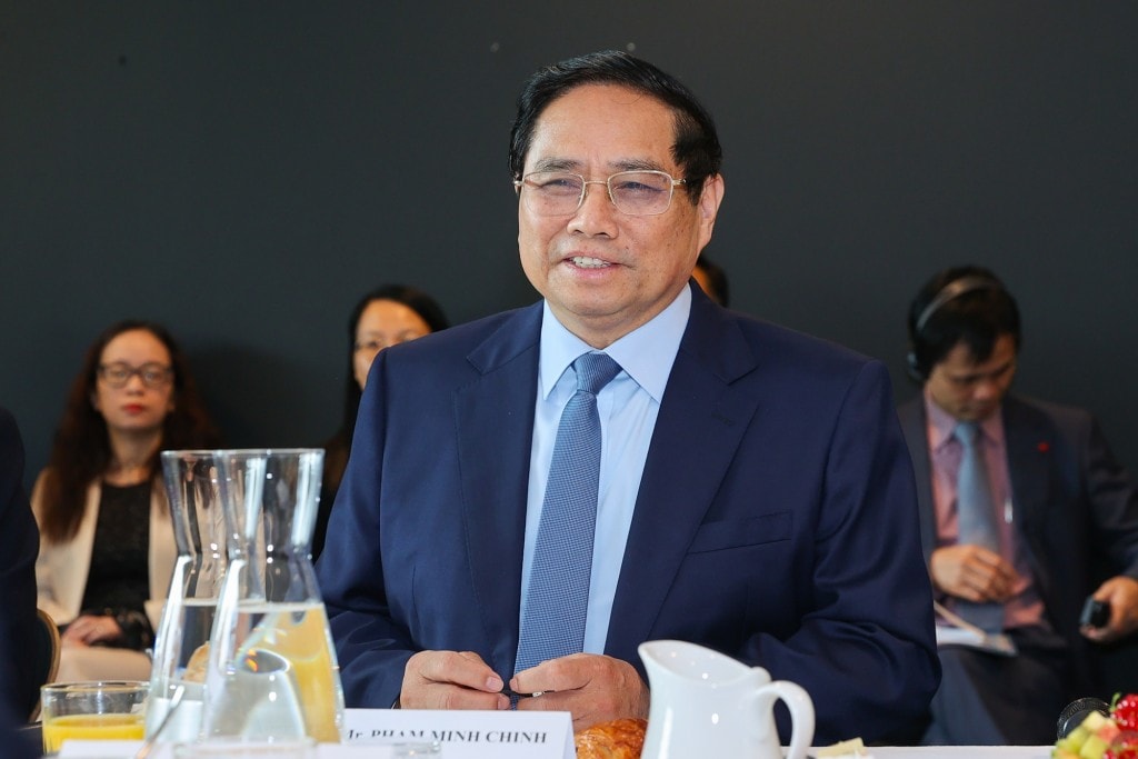 Thủ tướng khẳng định, Chính phủ Việt Nam luôn đồng hành, lắng nghe, hỗ trợ và tạo mọi điều kiện thuận lợi để cộng đồng doanh nghiệp nói chung và các nhà đầu tư nước ngoài, trong đó có doanh nghiệp Thụy Điển nói riêng đầu tư thành công, bền vững, lâu dài ở Việt Nam - Ảnh: VGP/Nhật Bắc Thủ tướng khẳng định, Chính phủ Việt Nam luôn đồng hành, lắng nghe, hỗ trợ và tạo mọi điều kiện thuận lợi để cộng đồng doanh nghiệp nói chung và các nhà đầu tư nước ngoài, trong đó có doanh nghiệp Thụy Điển nói riêng đầu tư thành công, bền vững, lâu dài ở Việt Nam - Ảnh: VGP/Nhật Bắc