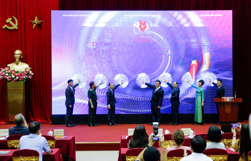 hb-doi-ngoai-bam-nut-.jpg