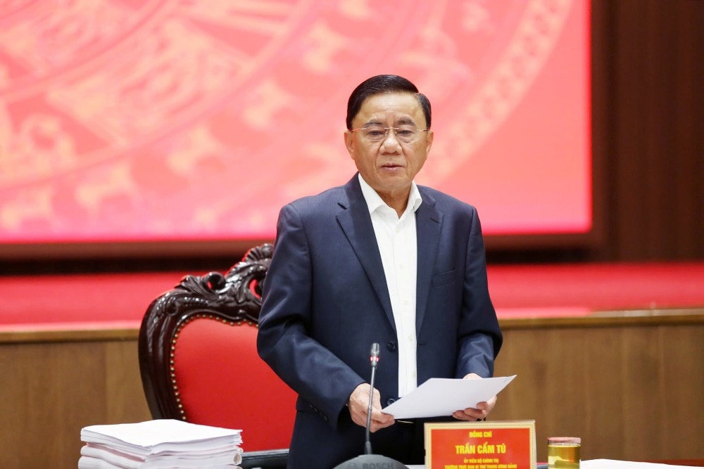 ong-tran-cam-tu.jpg