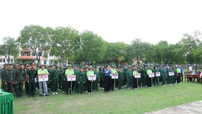 Toàn cảnh lễ xuất quân (Ảnh: ninhthuan.gov.vn)