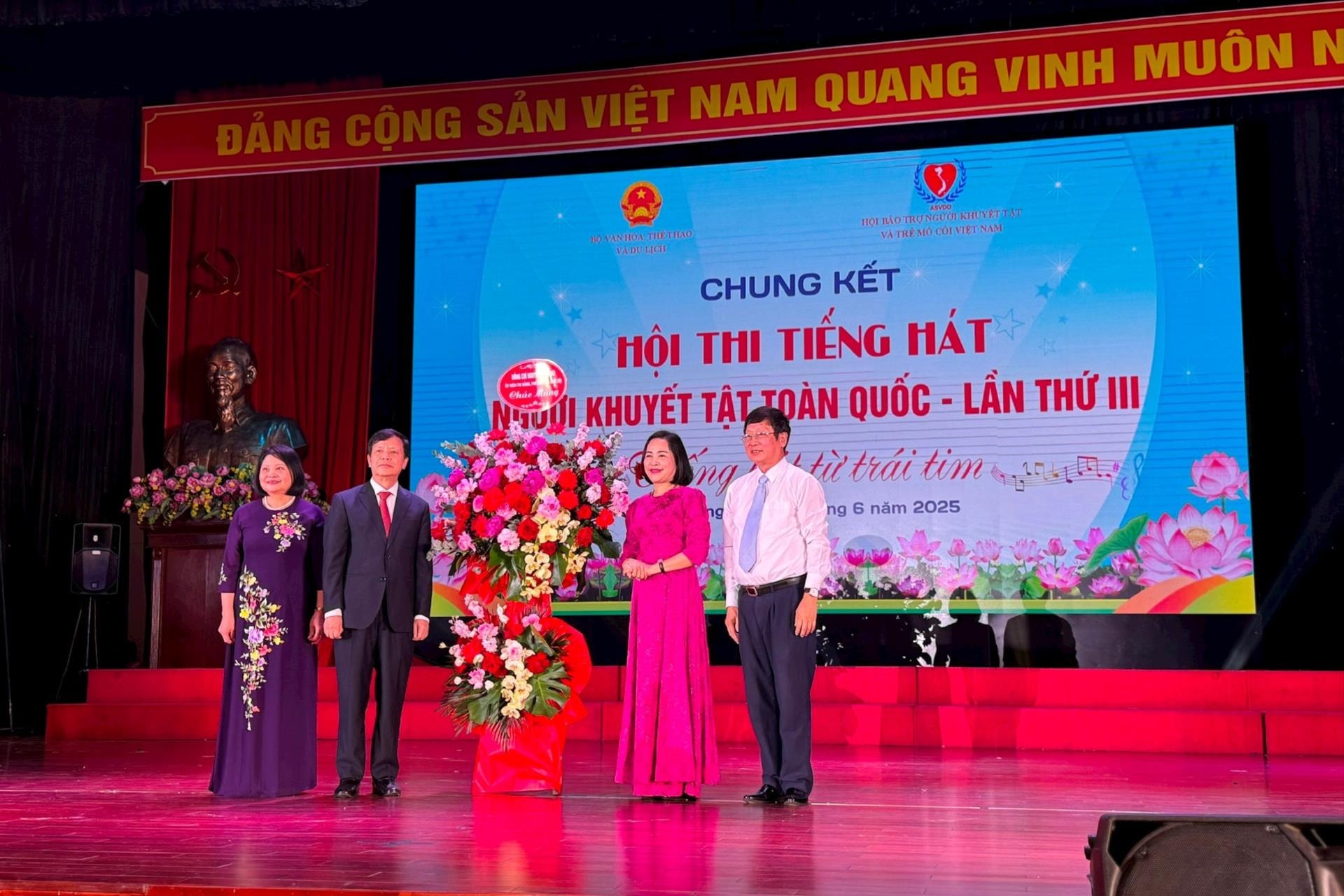 tang-lang-hoa.jpg