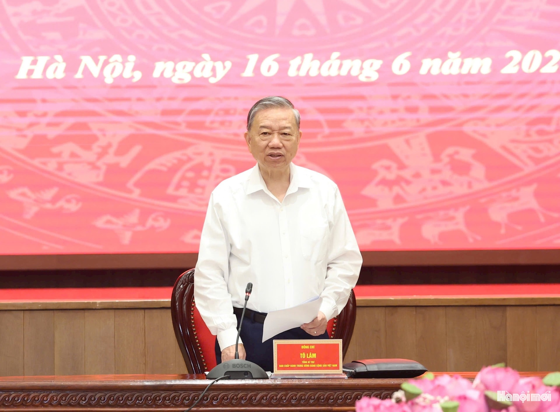 Tổng Bí thư Tô Lâm phát biểu tại cuộc làm việc với Ban Thường vụ Thành ủy Hà Nội. Ảnh: Viết Thành