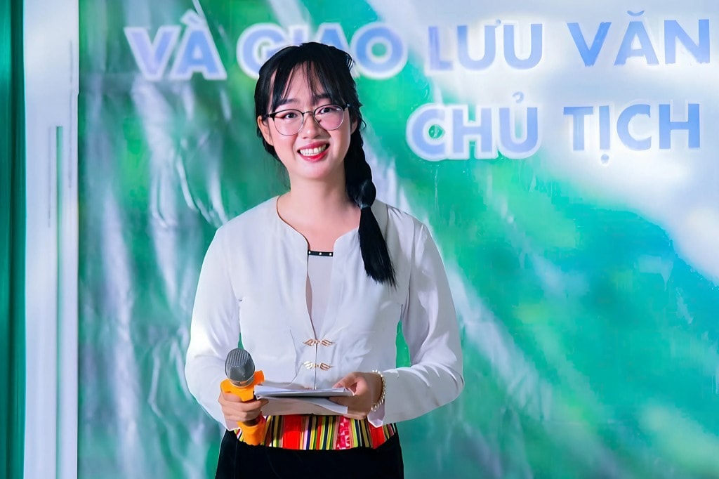 Phùng Thị Thúy 