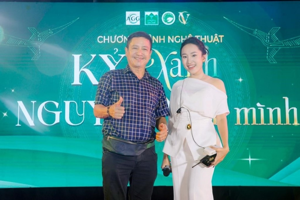 Đạo diễn Ngân Hà và NSƯT Chí Trung