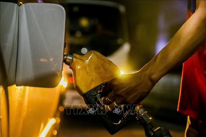 Giá dầu châu Á tăng mạnh