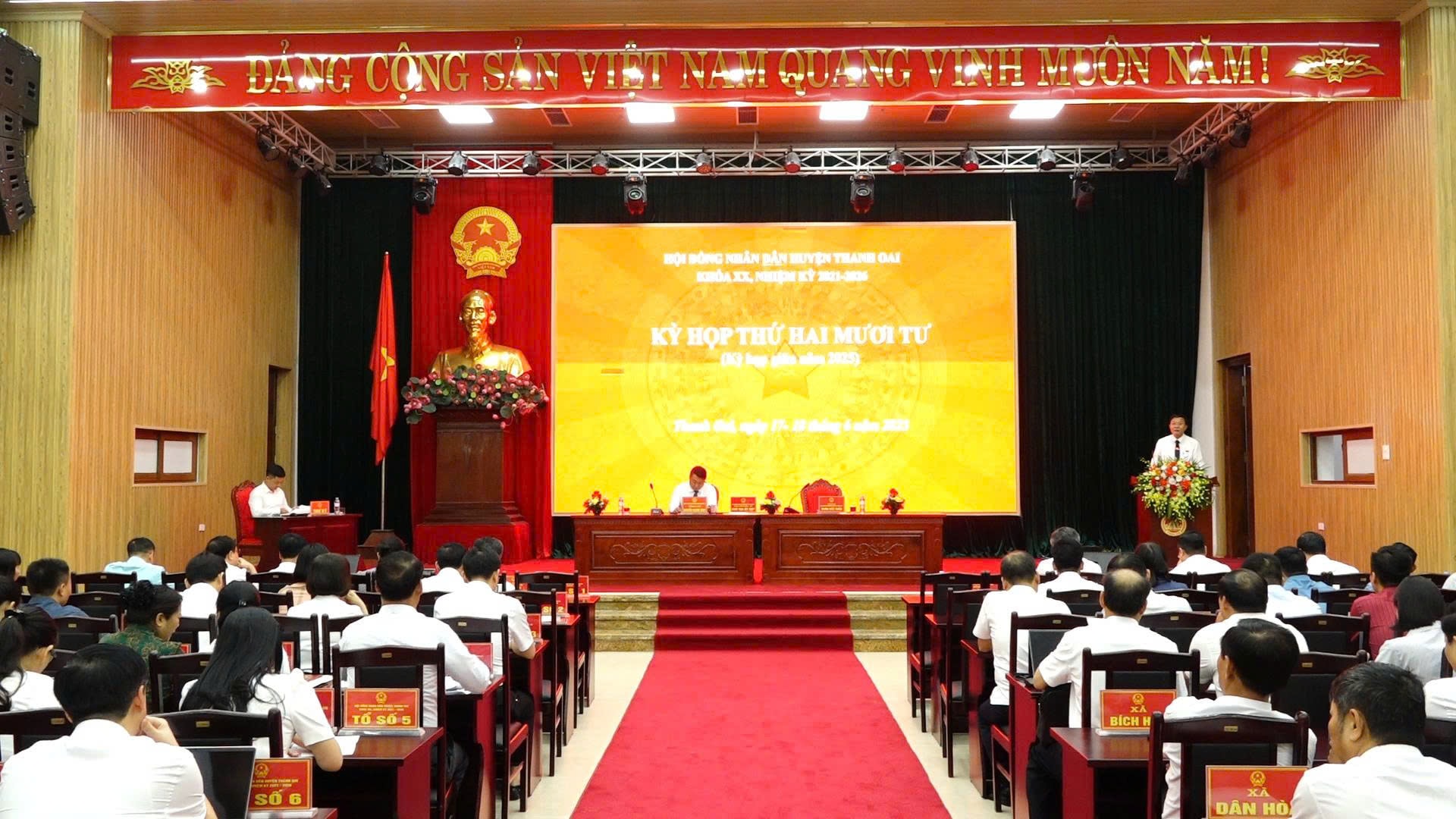 quang-canh-toai.jpg