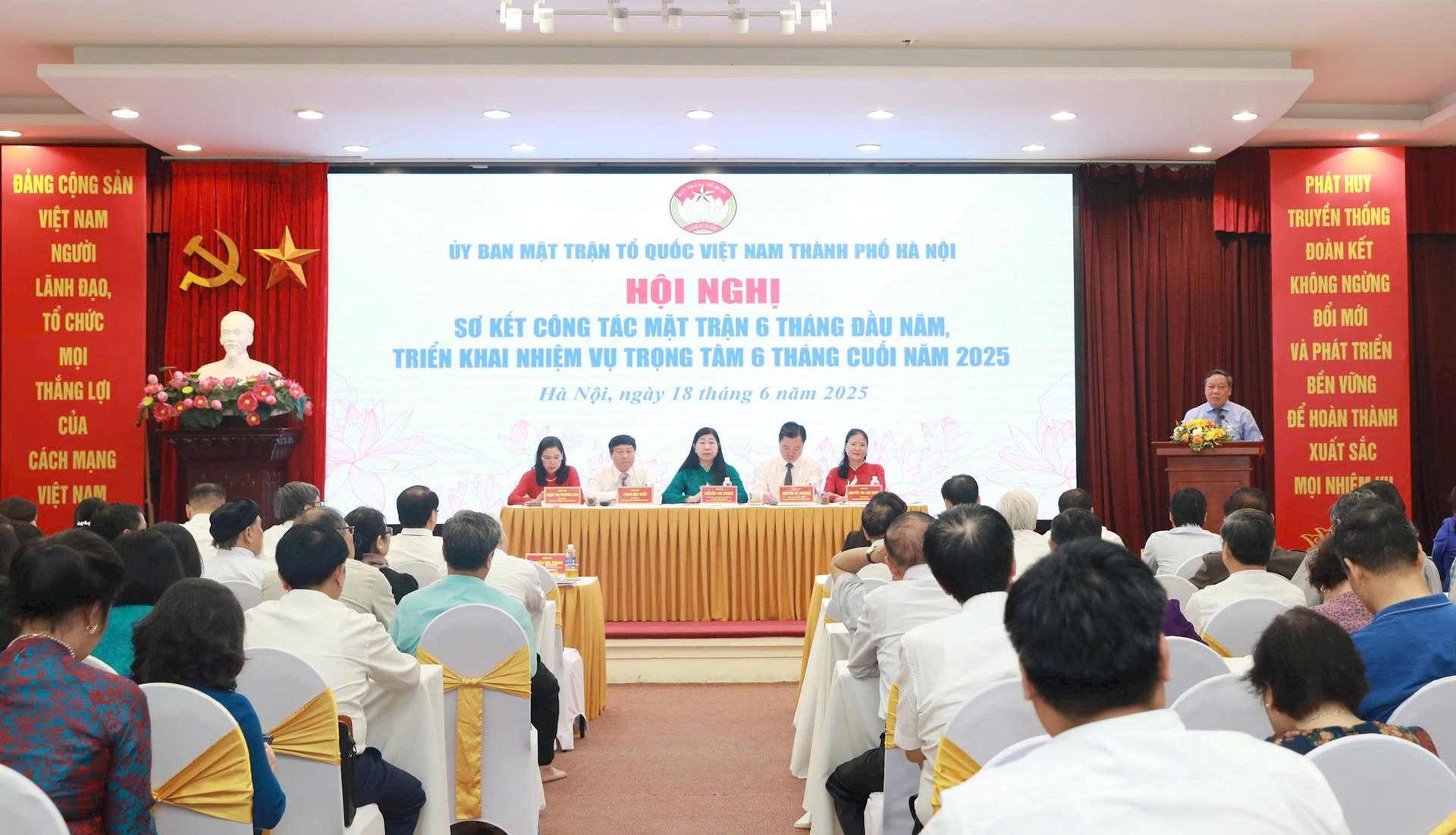toan-canh.jpg