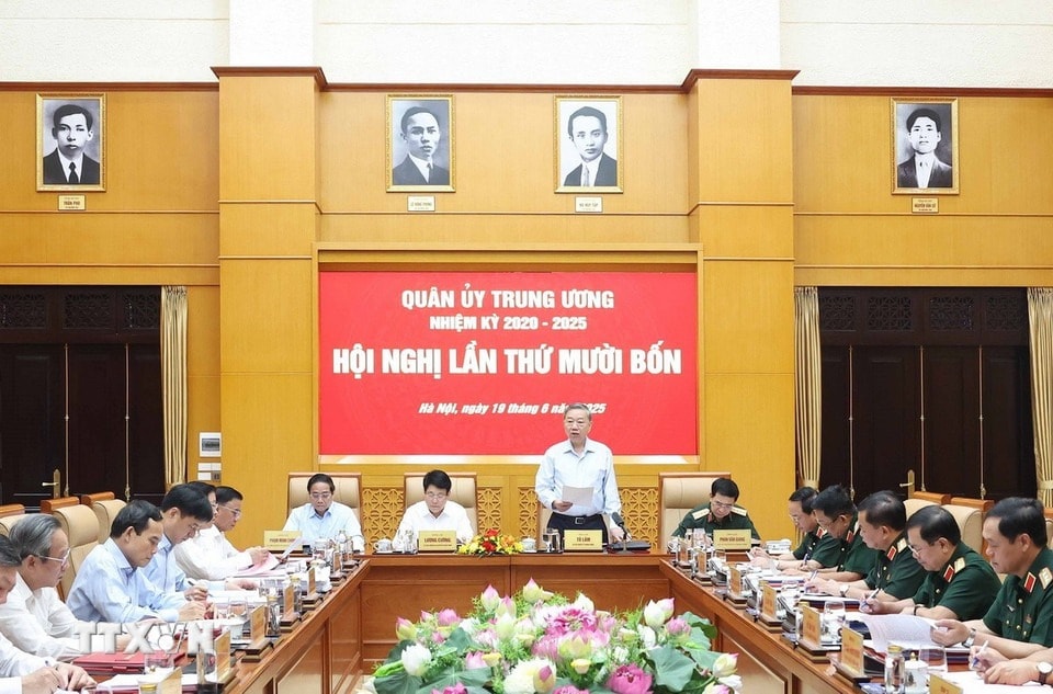tong-bi-thu-to-lam-chu-tri1.jpg