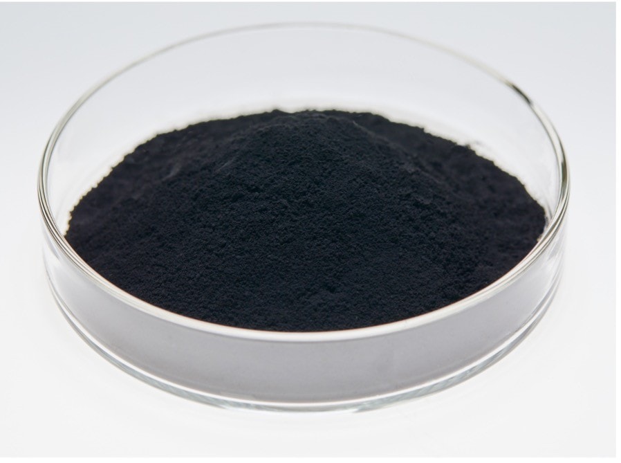 Carbon đen tái chế thu được từ quá trình nhiệt phân chính xác lốp xe đã qua sử dụng bằng thiết bị thử nghiệm của Bridgestone, được phát triển cùng sự hợp tác của ENEOS