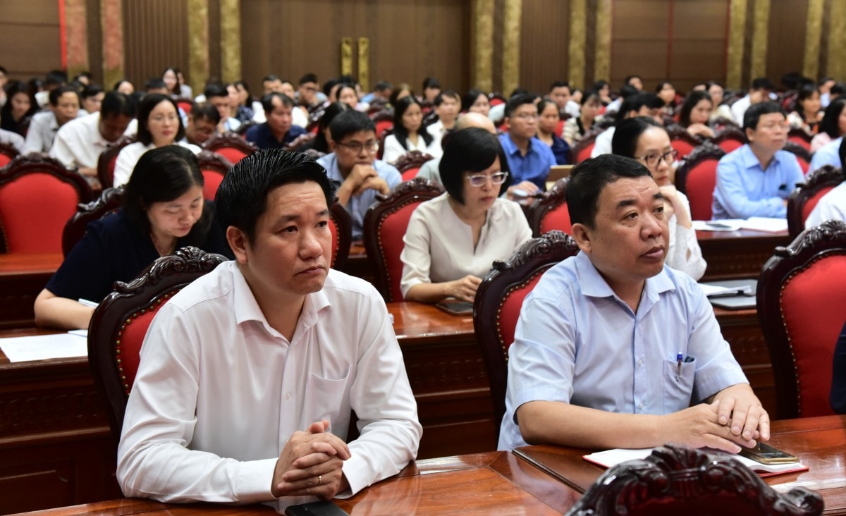 Cơ hội cho cán bộ, công chức khẳng định chuyên môn, tinh thần phục vụ nhân dân