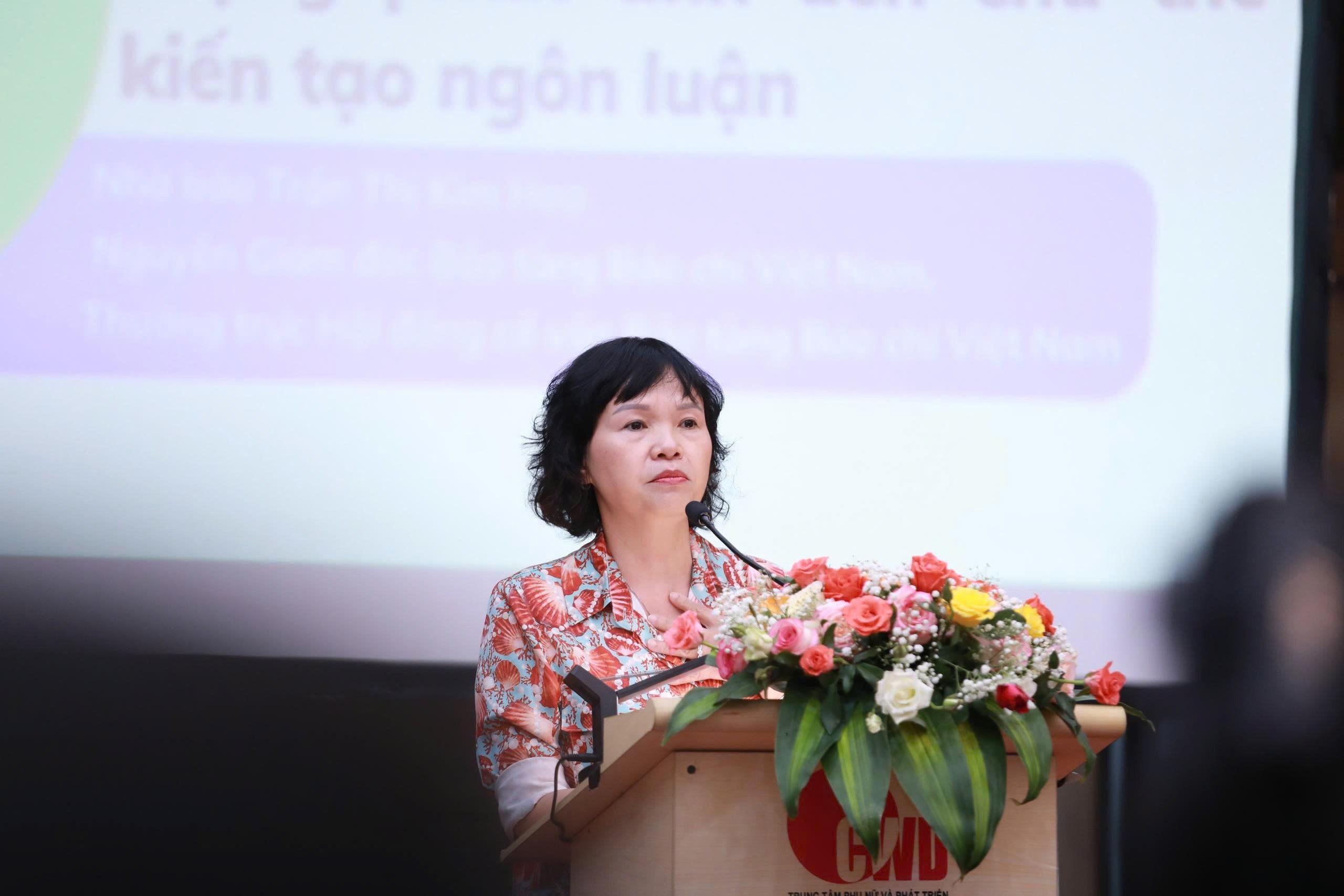 Nhà báo Trần Thị Kim Hoa, nguyên Giám đốc Bảo tàng Báo chí Việt Nam, Thường trực Hội đồng Cố vấn Bảo tàng Báo chí Việt Nam