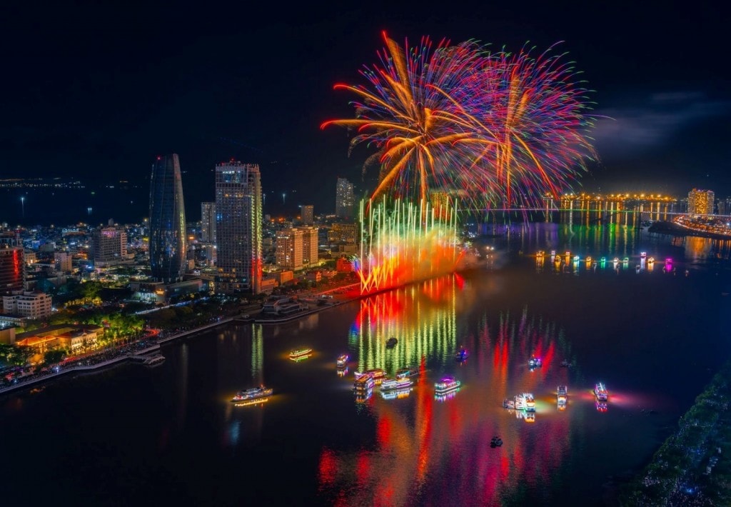 Nằm lòng địa điểm vui chơi Đà Nẵng mùa DIFF 2025 Nằm lòng địa điểm vui chơi Đà Nẵng mùa DIFF 2025