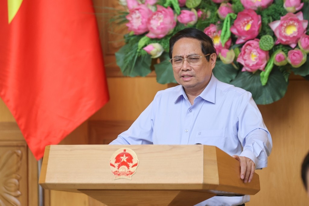Thủ tướng Phạm Minh Chính chủ trì cuộc họp quán triệt, triển khai các chỉ đạo của Bộ Chính trị, Tổng Bí thư Tô Lâm về việc tập trung các nhiệm vụ trọng tâm để triển khai mô hình tổ chức chính quyền địa phương 2 cấp từ ngày 1/7/2025 - Ảnh: VGP/Nhật Bắc