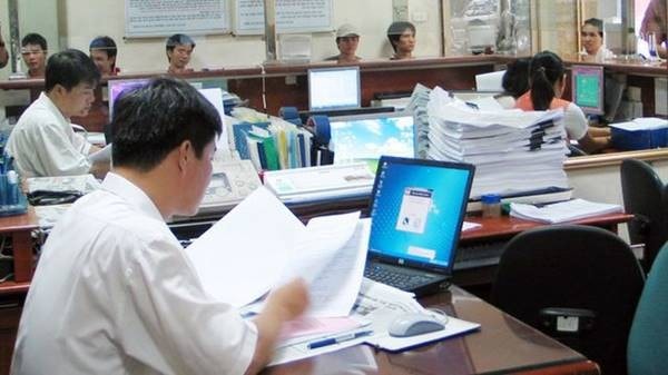 Các nhóm công chức nghỉ hưu trước tuổi nhưng không bị trừ tỷ lệ lương hưu