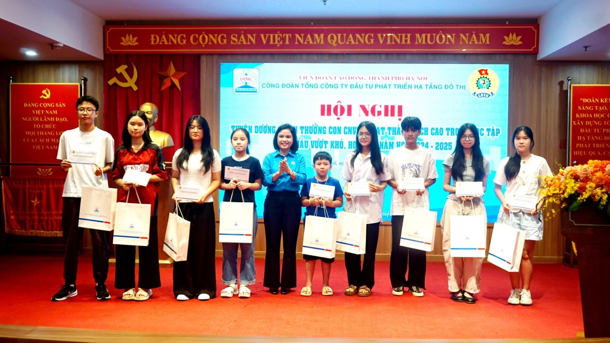 Tuyên dương 95 cháu là con đoàn viên, người lao động UDIC đạt thành tích cao trong học tập