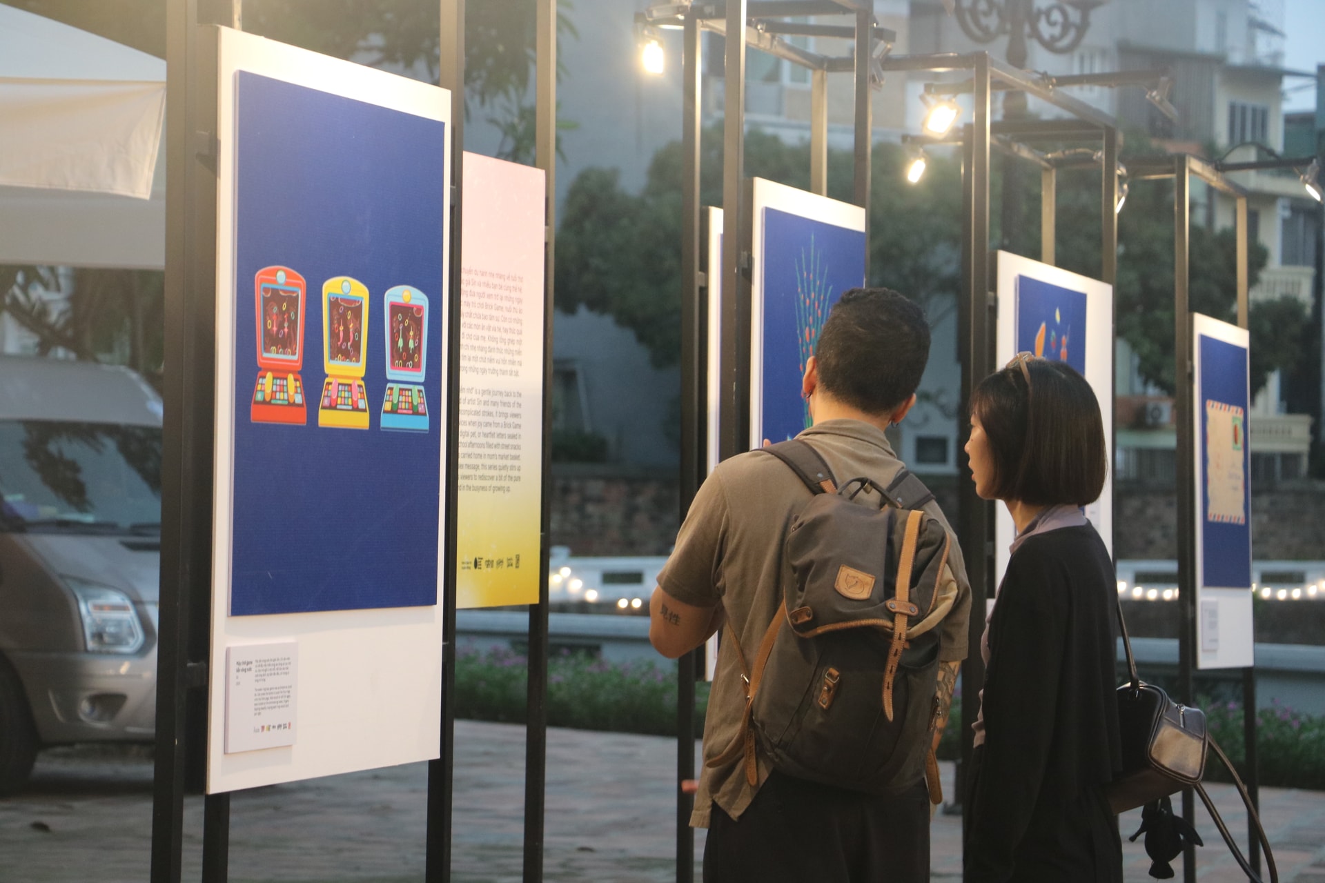 photo-3_public-visit-center-flying-painting.jpg