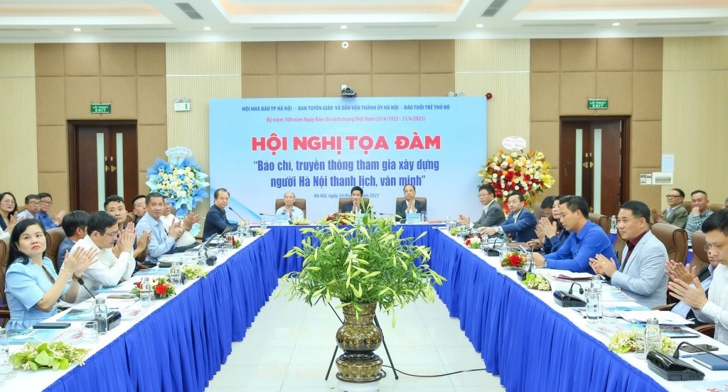 Báo Tuổi trẻ Thủ đô tổ chức tọa đàm “Báo chí, truyền thông tham gia xây dựng người Hà Nội thanh lịch, văn minh”