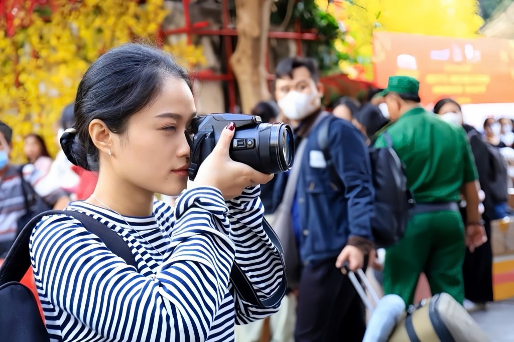 Phóng viên Phạm Thanh Thủy (Tạp chí Giáo dục TP Hồ Chí Minh) đánh giá, môi trường số mang đến cả những cơ hội lẫn thách thức mới cho thế hệ phóng viên trẻ
