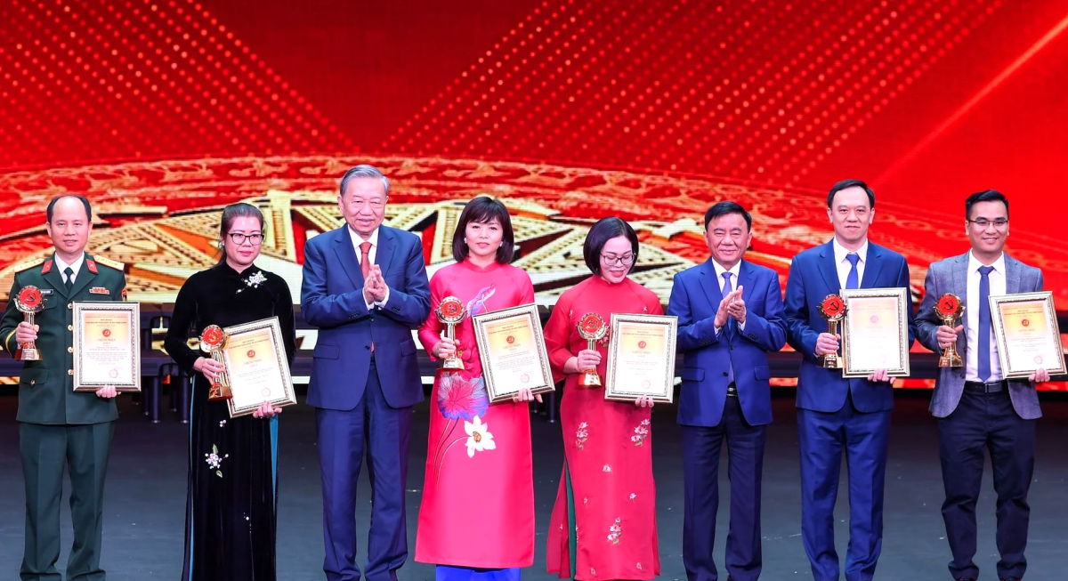 Chủ tịch Hồ Chí Minh: Người đặt nền móng Báo chí cách mạng Việt Nam