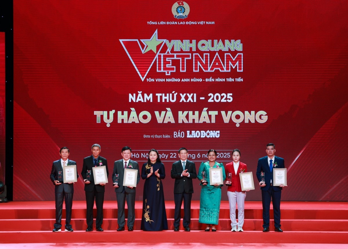 Chương trình Vinh quang Việt Nam năm 2025: Diễn đàn truyền cảm hứng quốc gia