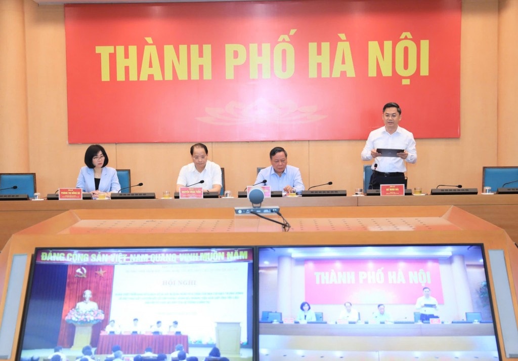 Trưởng ban Tổ chức Thành ủy Hà Nội Hà Minh Hải phát biểu tại hội nghị. Ảnh: Quang Thái