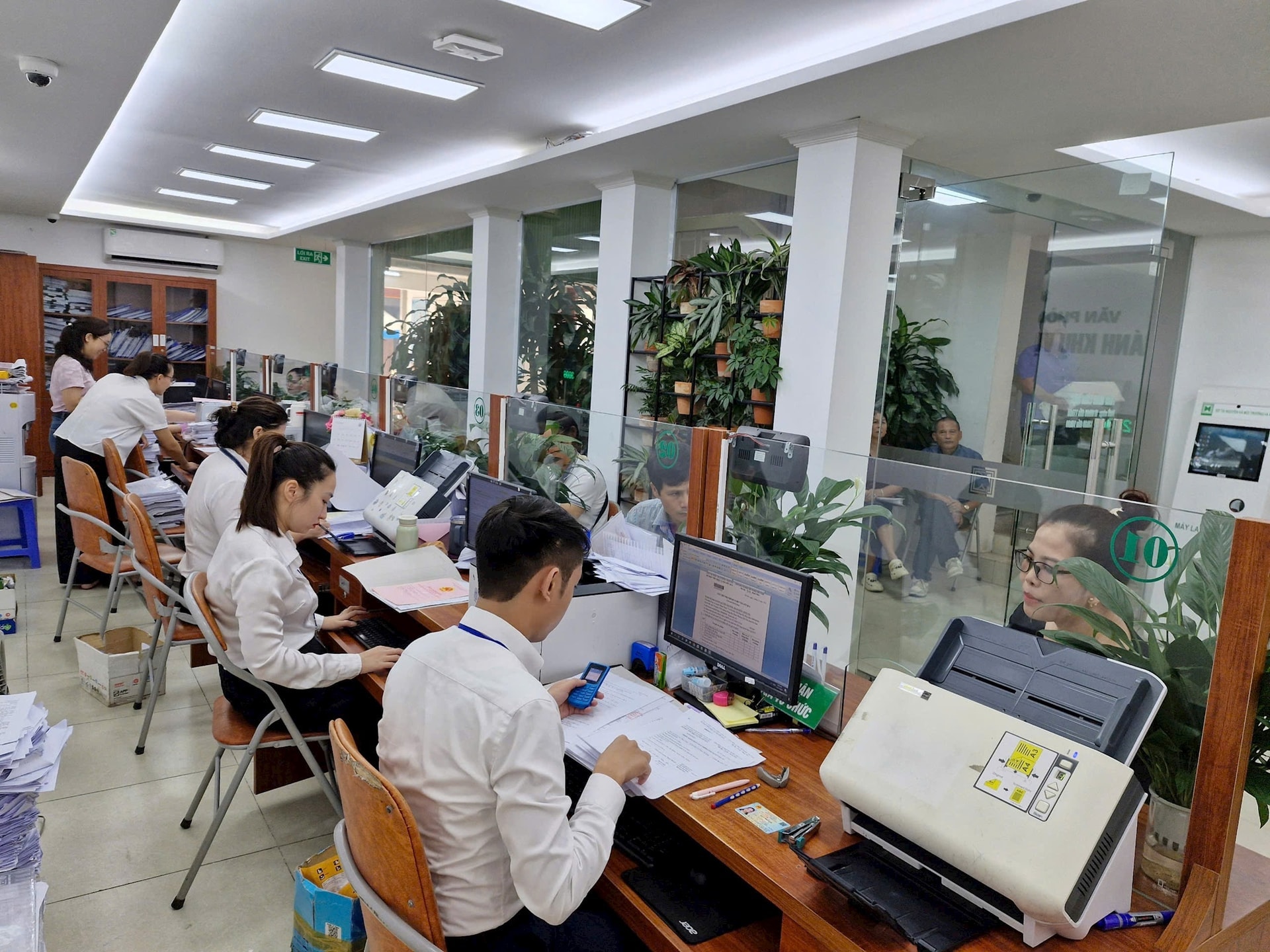 [Podcast] Tin tức ngày 24-6: Cán bộ, công chức phải mẫu mực, nói không với hách dịch, trục lợi