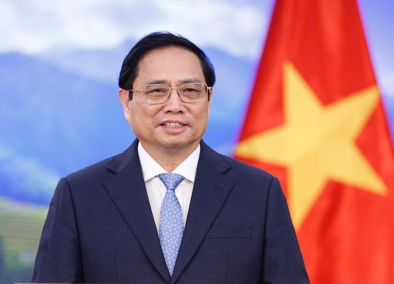 Thủ tướng lên đường dự Hội nghị WEF 16 Thiên Tân và làm việc tại Trung Quốc