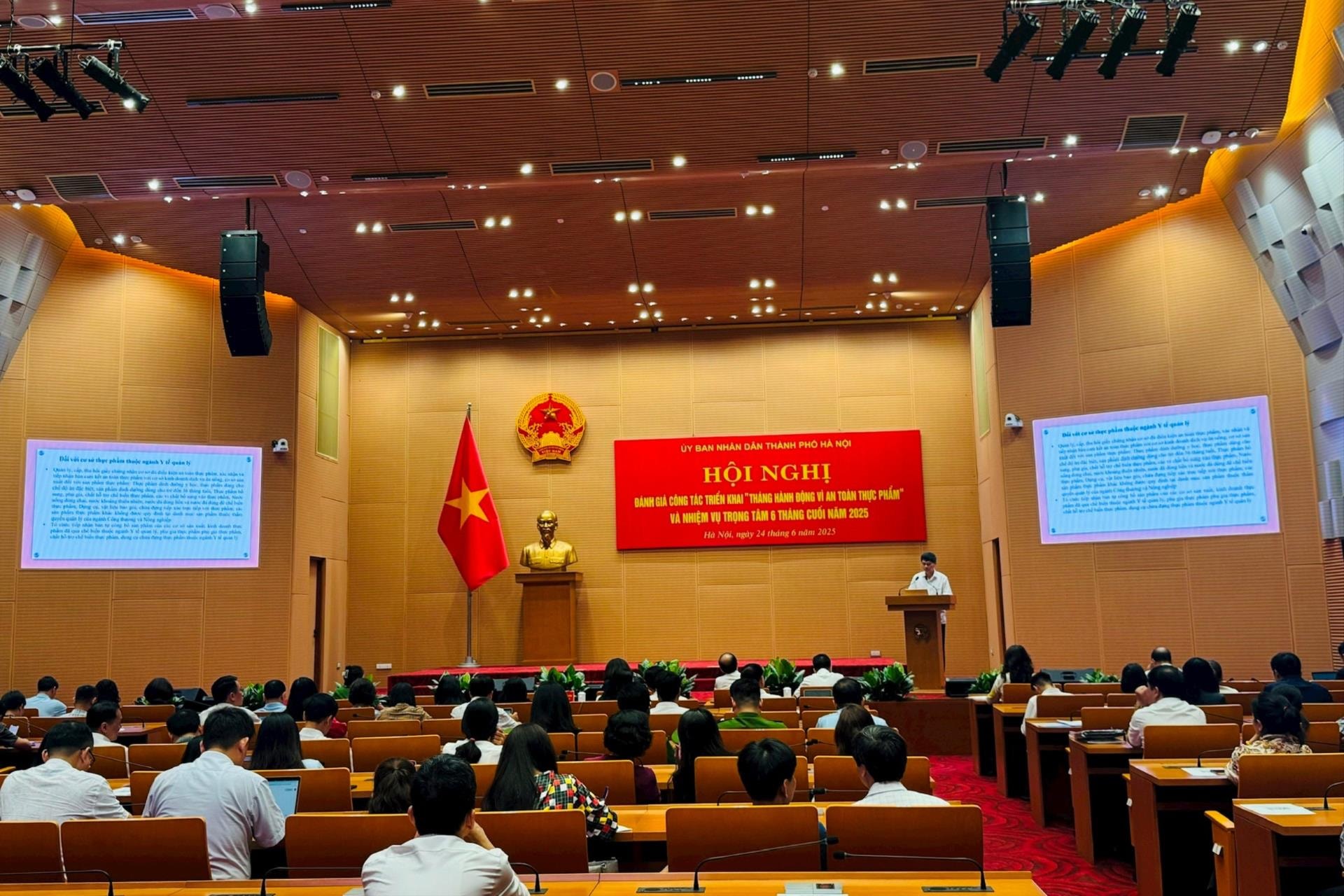 quang-canh-hoi-nghi.jpg