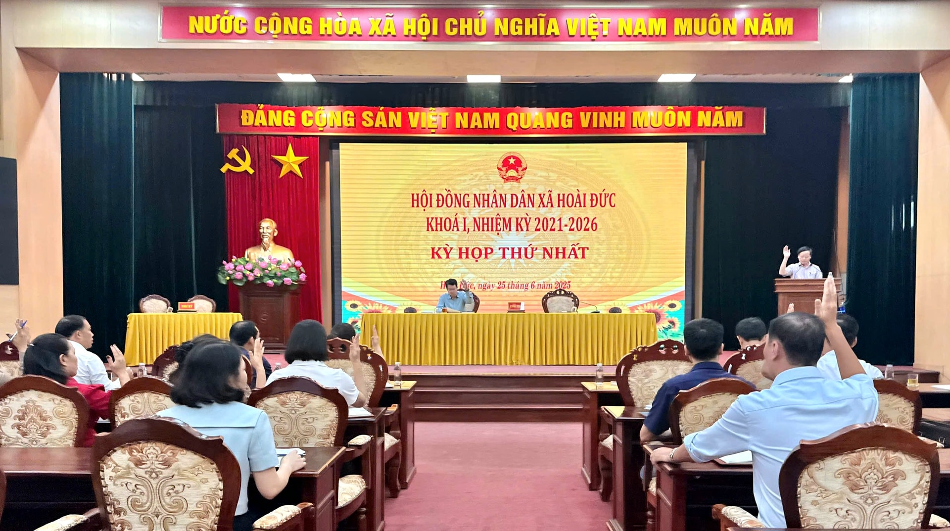 hoai-duc-hdnd6.jpg