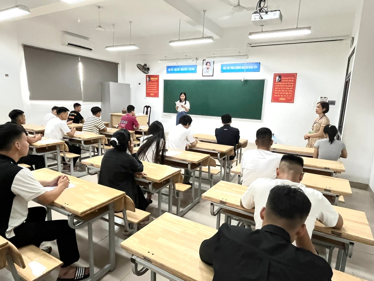 2506-thi-tn-tai-thcs-ha-dong.jpg