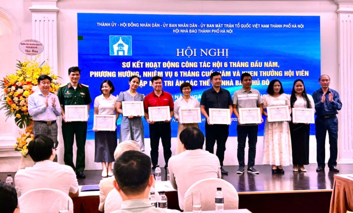 Báo Lao động Thủ đô được Hội Nhà báo Thành phố khen thưởng, biểu dương