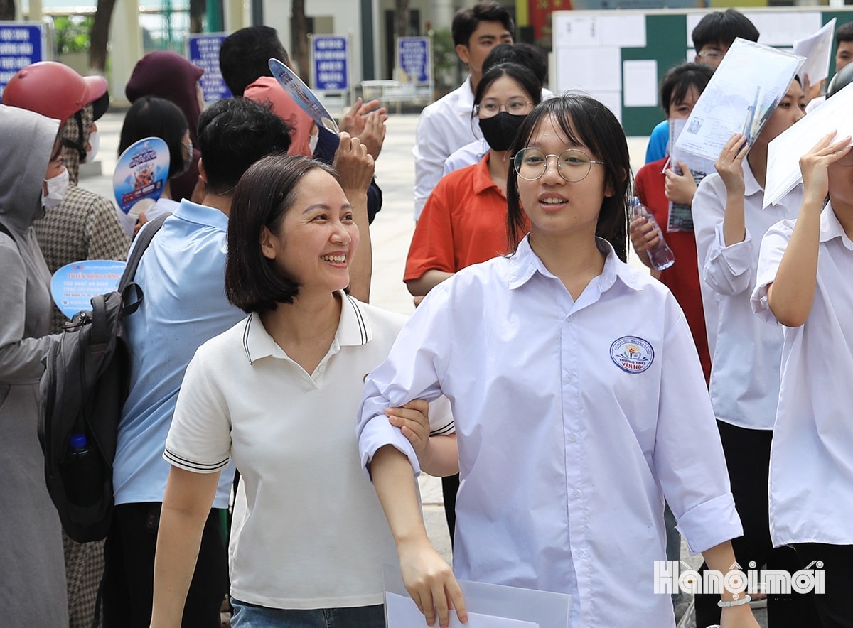 W_thcs-viet-hung-4.jpg