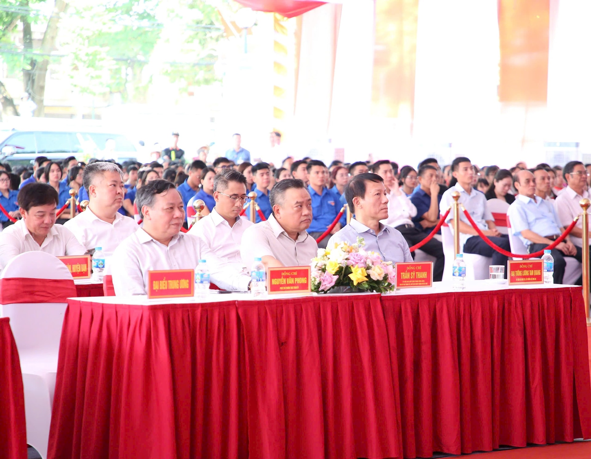 Ủy viên Bộ Chính trị, Bộ trưởng Bộ Công an Đại tướng Lương Tam Quang cùng lãnh đạo thành phố dự Lễ khởi công. Ảnh: Viết Thành