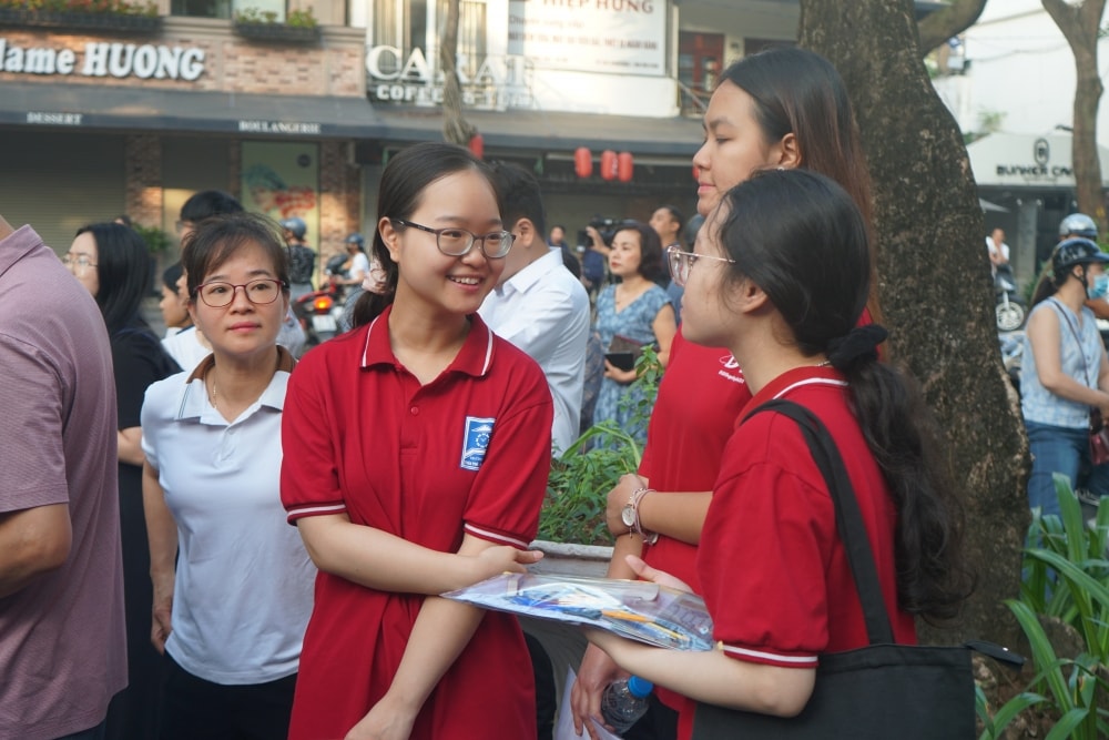 Kỳ thi của con, kỳ lo của bố mẹ Kỳ thi của con, kỳ lo của bố mẹ