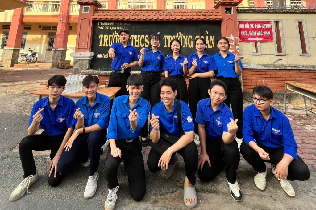Tuổi trẻ Bình Dương tiếp lửa mùa thi cho hơn 17.000 thí sinh
