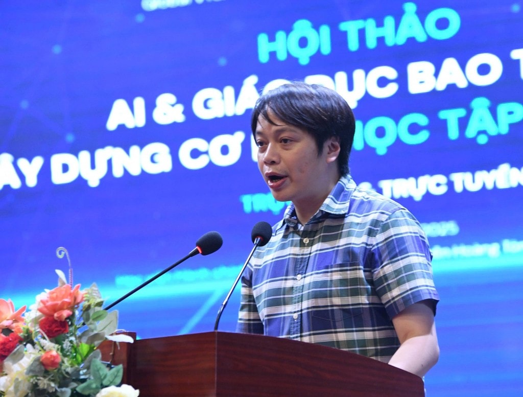 anh Nguyễn Hữu Tú, Ủy viên Ban Chấp hành, Phó Trưởng ban Mặt trận thanh niên Trung ương Đoàn, Phó Chủ tịch Thường trực kiêm Tổng Thư ký Hội Thầy thuốc trẻ Việt Nam 
