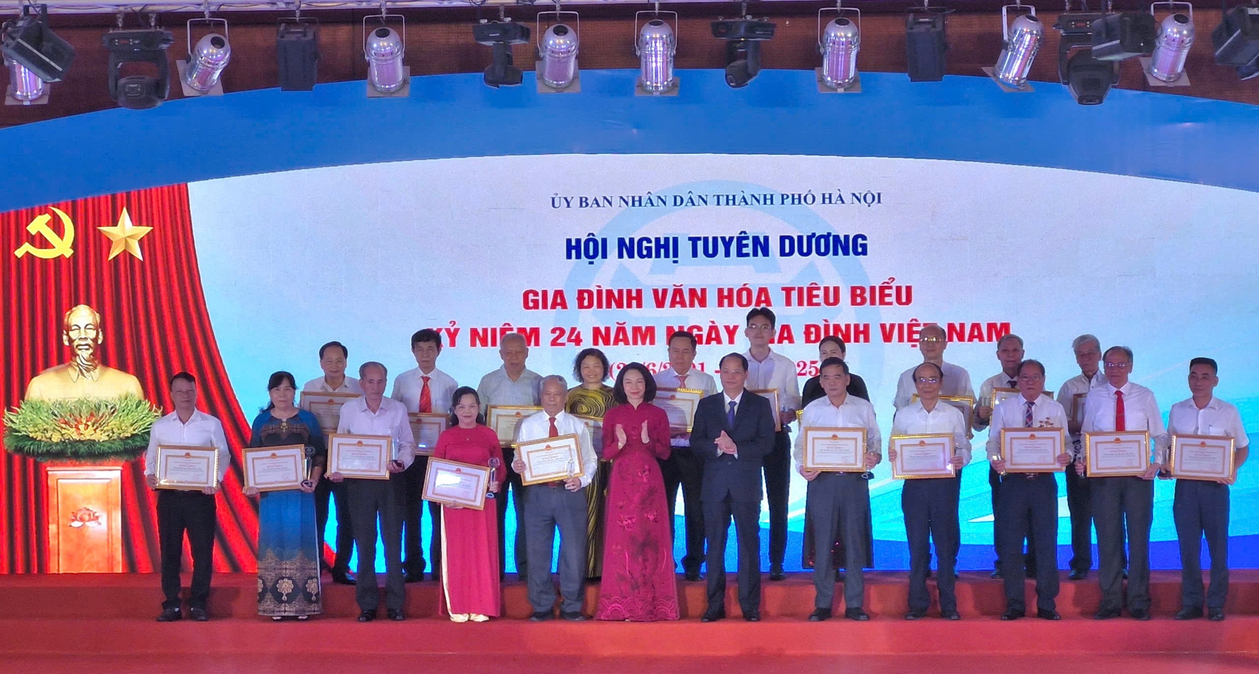 Lan tỏa, tôn vinh gia đình văn hóa tiêu biểu Thủ đô năm 2025