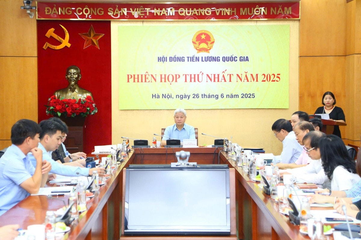 Tổng LĐLĐ Việt Nam đề xuất tăng lương tối thiểu vùng 9,2%, áp dụng từ 1/7/2025 Tổng LĐLĐ Việt Nam đề xuất tăng lương tối thiểu vùng 9,2%, áp dụng từ 1/7/2025
