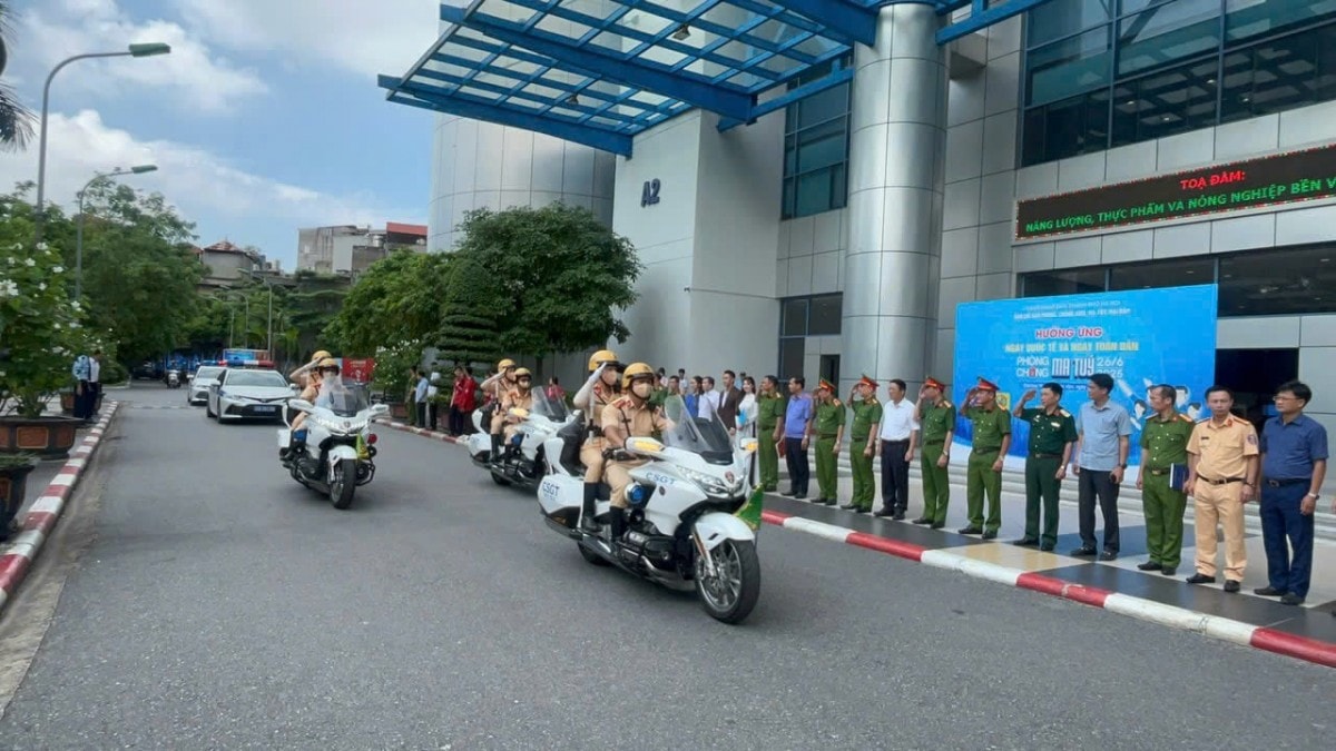 Hãy biết nói “không” với ma túy dù chỉ một lần trong đời Hãy biết nói “không” với ma túy dù chỉ một lần trong đời