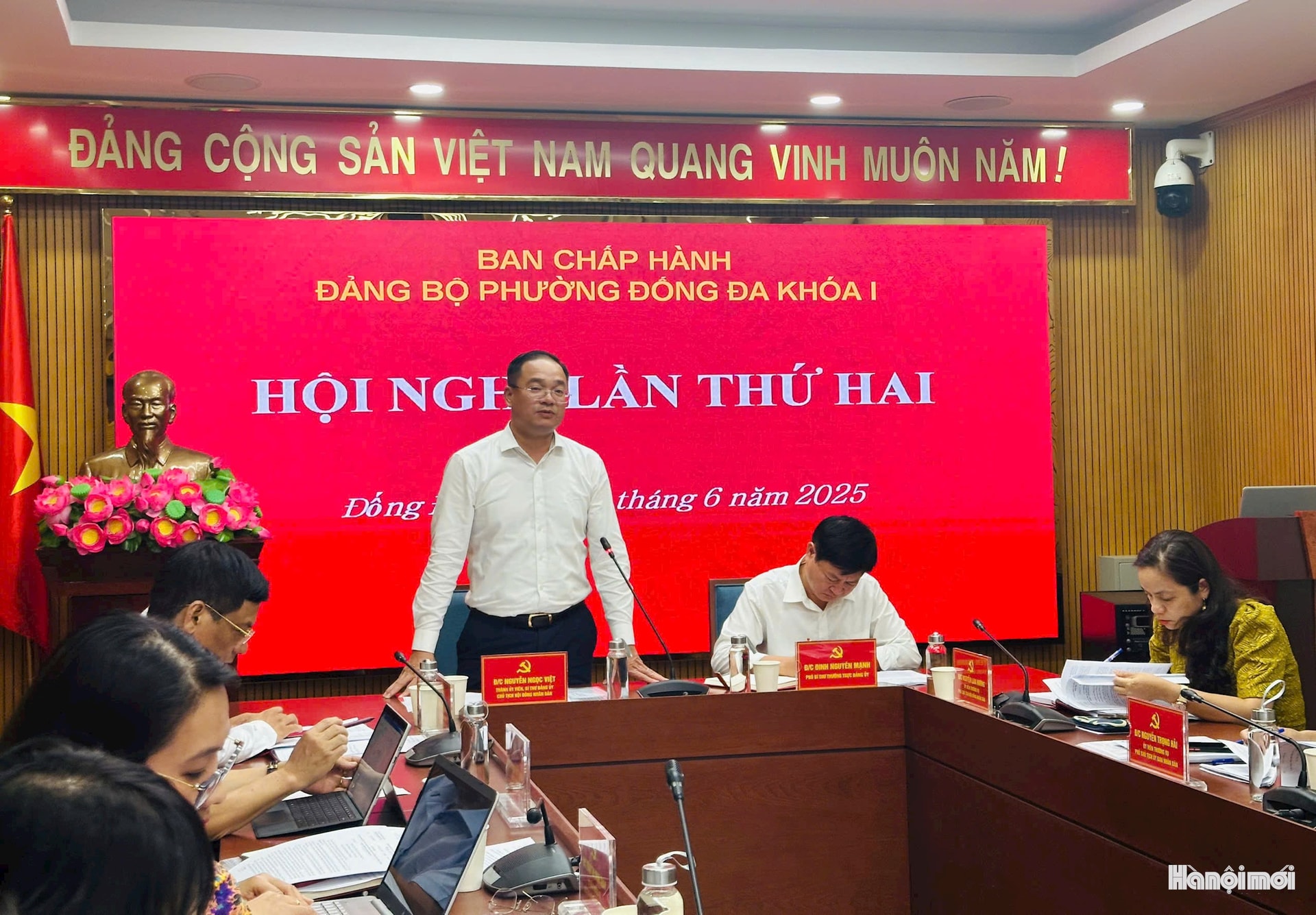 W_nguyen-ngoc-viet.jpg