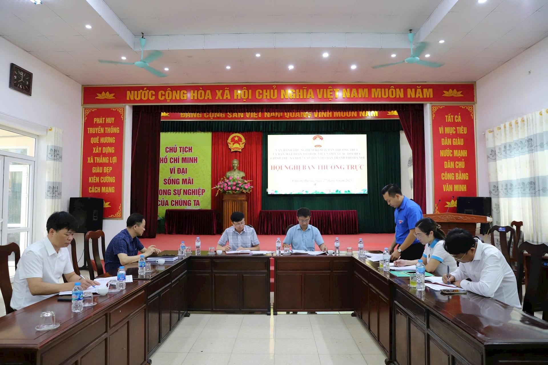 hoi-nghi-chuong-duong.jpg